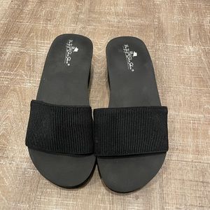 90s platform flip flops